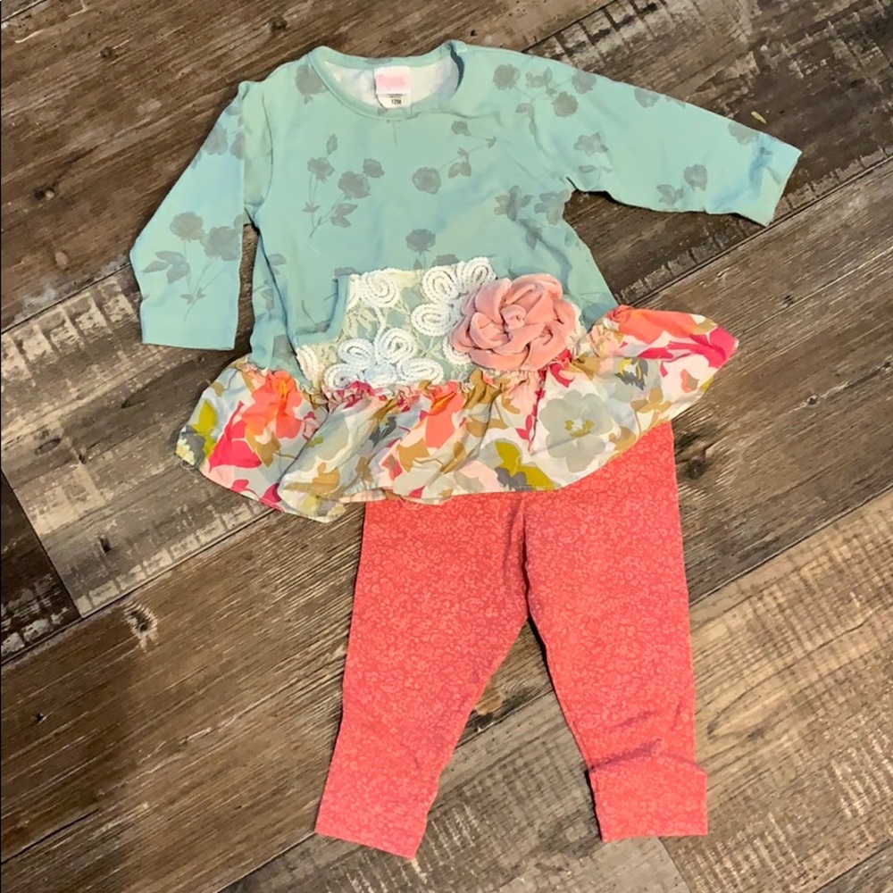 Long sleeve/pant outfit
